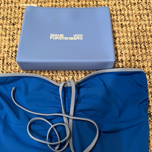 Diane Von Furstenberg swimsuit - Picture 4 of 5